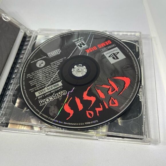 Resident Evil Lot Resident Evil 1 and RE3 Nemesis with Dino Crisis Demo PlayStat - Picture 5 of 7